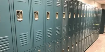 Surprise checking of hospital lockers continues in Srinagar, Pulwama