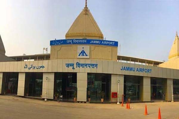 Year-Ender: Jammu Airport Handles Over 13.5 Lakh Passengers, Nearly 11,000 Flights in 2025New terminal at Belicharana 45% complete; 2026 expected to boost capacity and connectivity