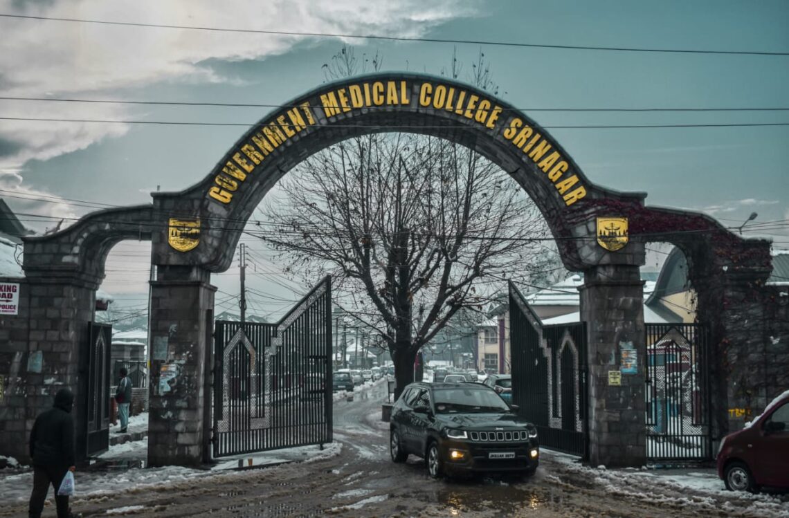 GMC Srinagar Issues Advisory on Winter Spike in Heart Emergencies