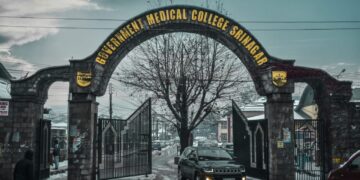 GMC Srinagar Issues Advisory on Winter Spike in Heart Emergencies