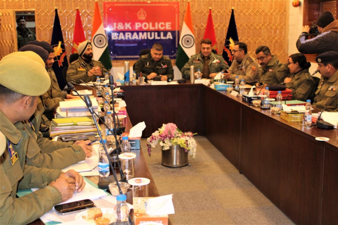 IGP Kashmir V.K Birdi Calls for Proactive Crime Control, Strict Action Against Drug Traffickers