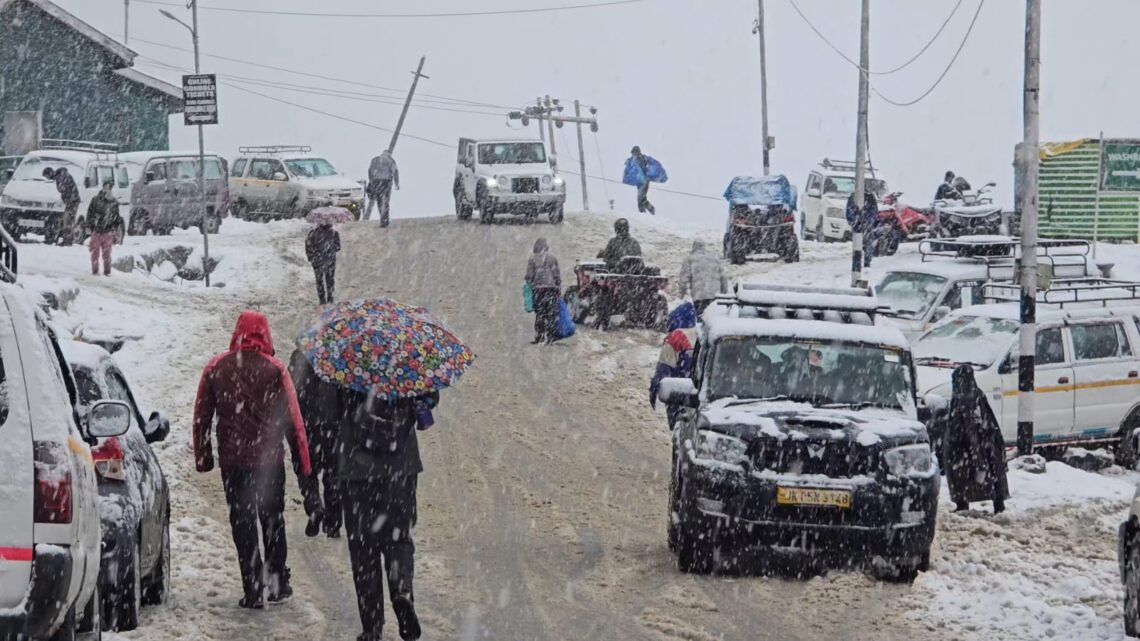 MeT predicts snowfall across J&K till Jan 1