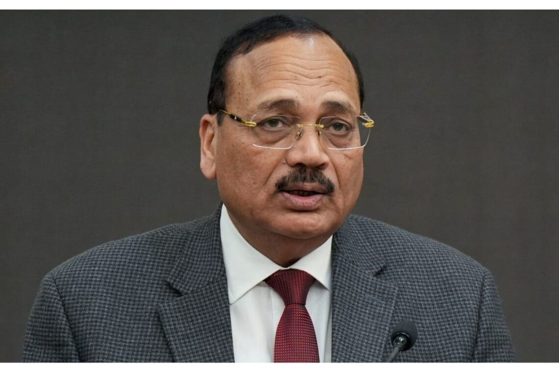 CJI Advises Lawyers To Avail Hybrid Mode Of Appearance In View Of Prevailing Weather Conditions