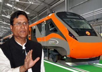 NC MP Chowdhary Ramzan Seeks Vande Bharat Halt at Anantnag Railway Station