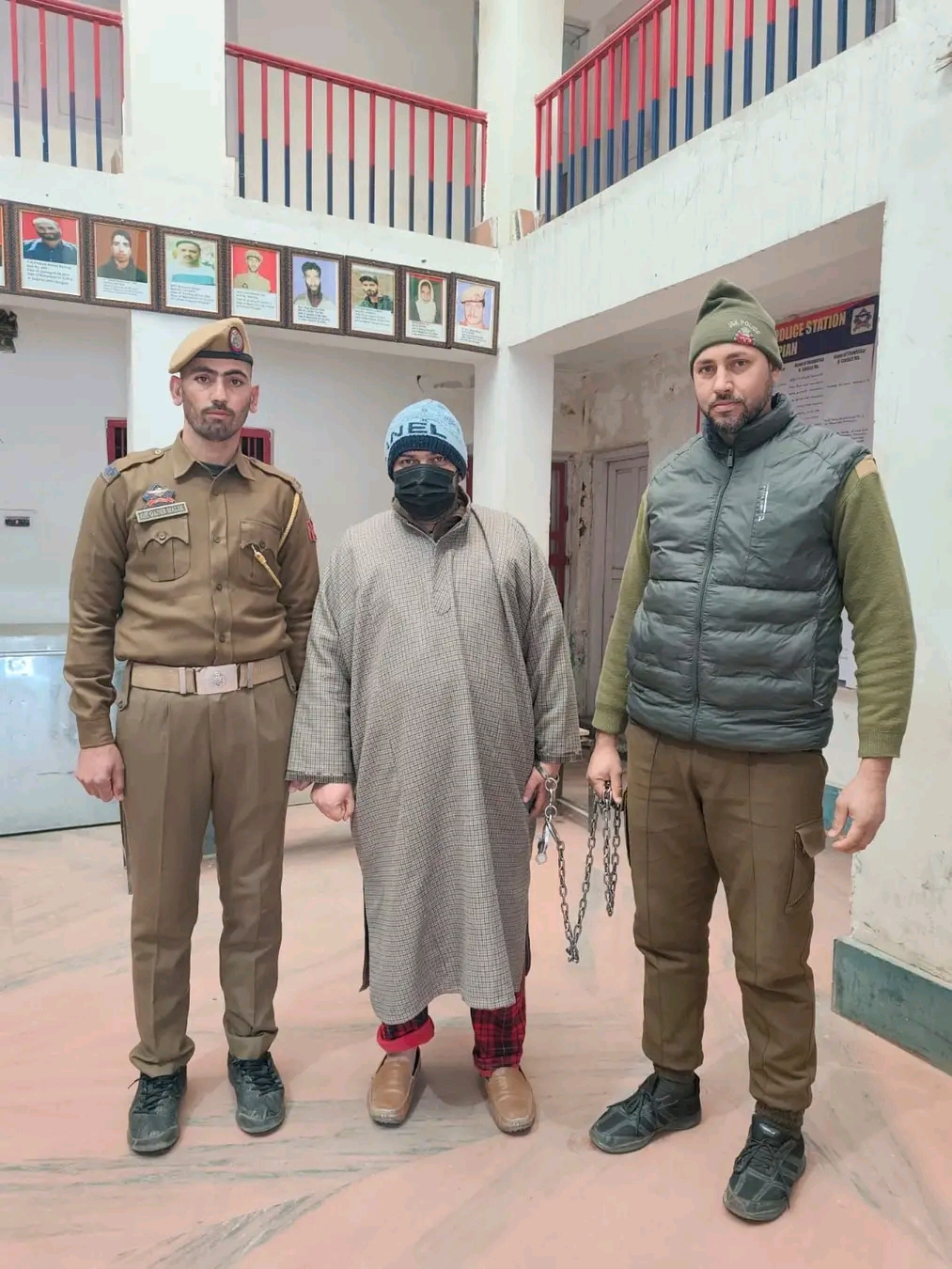 Police register E-FIR against Conman for false promise of release from Custody in Shopian