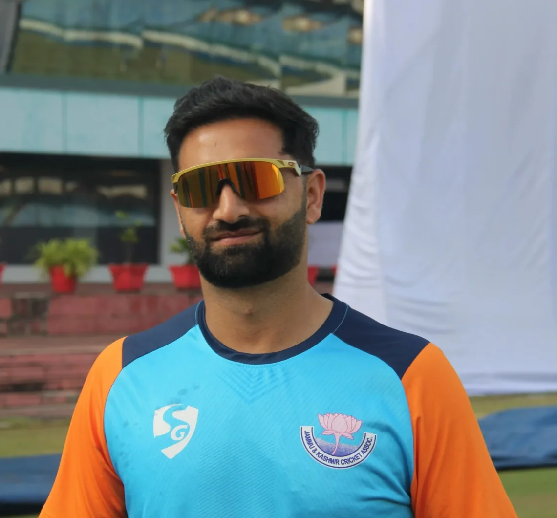 Ranji Trophy Final: Auqib Nabi Strikes Thrice for J&K as Mayank’s Unbeaten 130 Keeps Karnataka Afloat