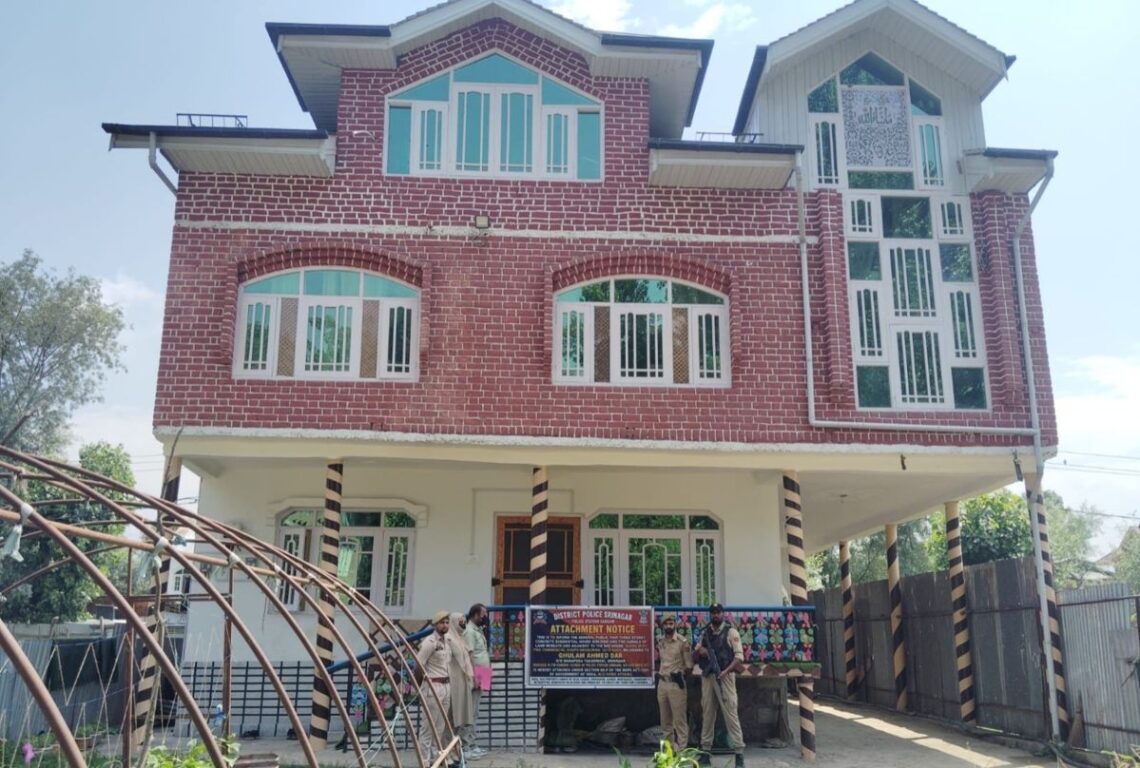 Srinagar Police Attaches ₹4 Crore Worth Properties in Major Crackdown on Drug Trafficking.