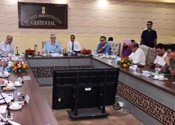 CM Omar Abdullah reviews key development projects, public issues in Ganderbal