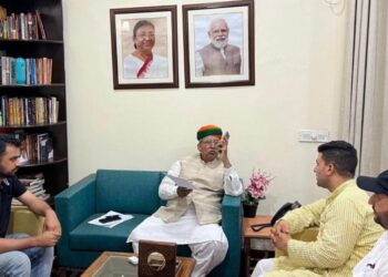 President of Kashmir Jurists Bar Association Calls on Union Law Minister in New Delhi